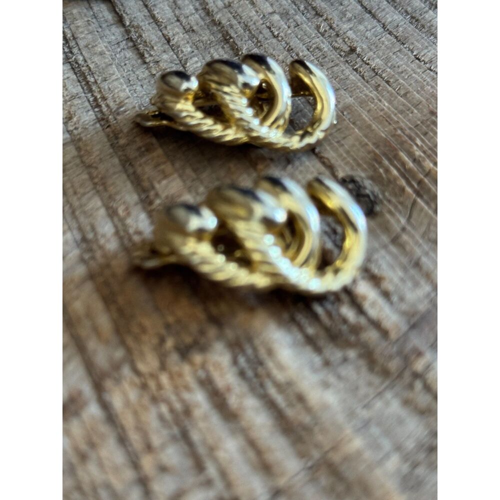 Vintage‎ Gold Tone Clip On Earrings Chunky Rope Design - Picture 4 of 7